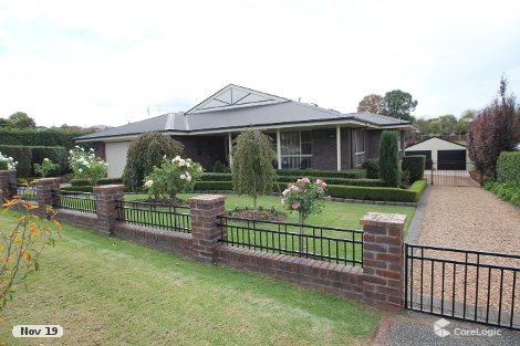 70 Riley St, Tenterfield, NSW 2372