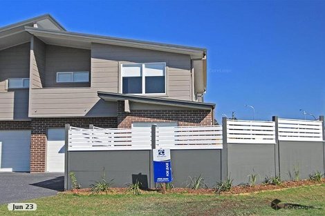 1/49 Finch Cres, Aberglasslyn, NSW 2320