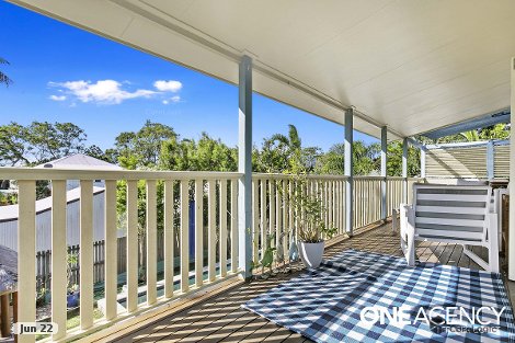 186 Cypress St, Urangan, QLD 4655