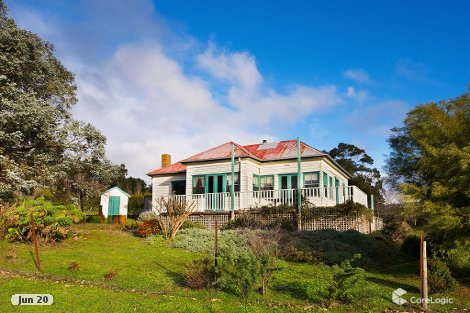 52 Pfeiffers Trk, Daylesford, VIC 3460