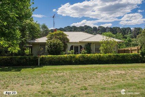 131 High St, Woodend, VIC 3442