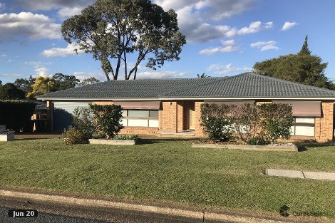 5 Larkspur Pde, Metford, NSW 2323