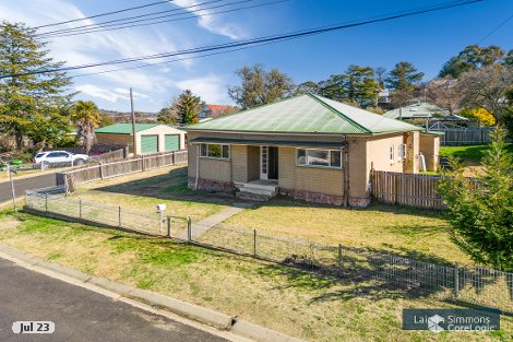 38 Mayfield Ave, Armidale, NSW 2350