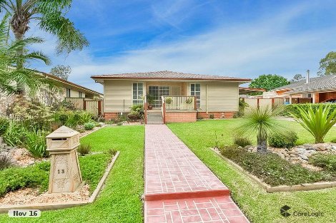 13 Harold St, Macquarie Fields, NSW 2564