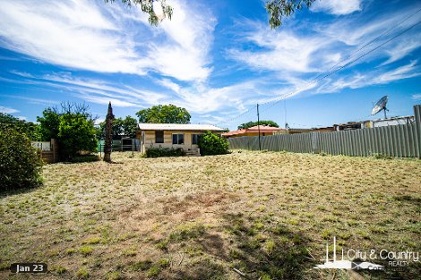 10 Deighton St, Mornington, QLD 4825