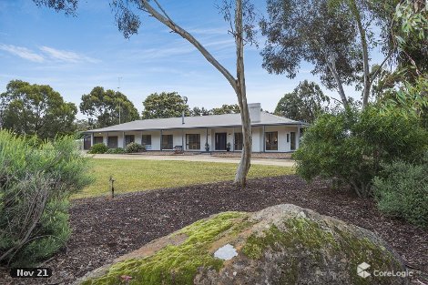 186 Captains Gully-Sandon Rd, Sandon, VIC 3462