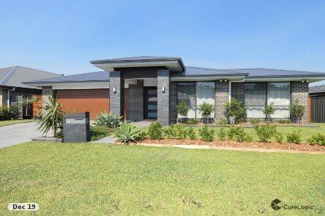 17 Apple St, Fern Bay, NSW 2295