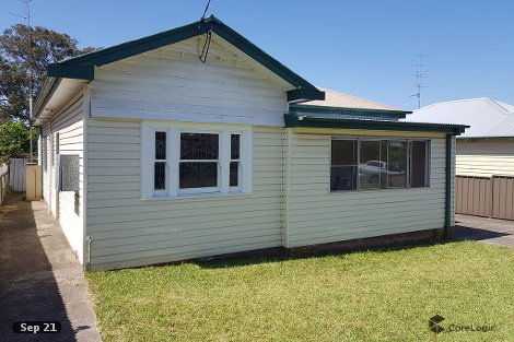 18 Heaslip St, Coniston, NSW 2500