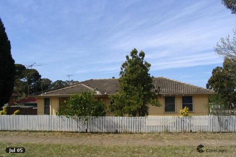 19 Lucena Cres, Lethbridge Park, NSW 2770