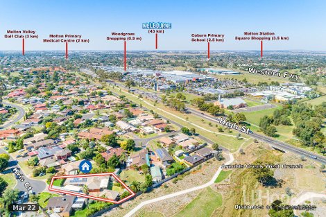 7 Kris Ct, Melton West, VIC 3337