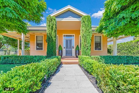 13 King St, Rochester, VIC 3561