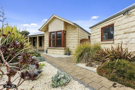 2 Chastel Cl, Port Fairy, VIC 3284