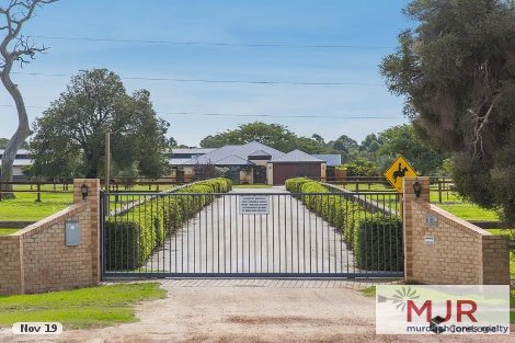 1565 Thomas Rd, Oakford, WA 6121