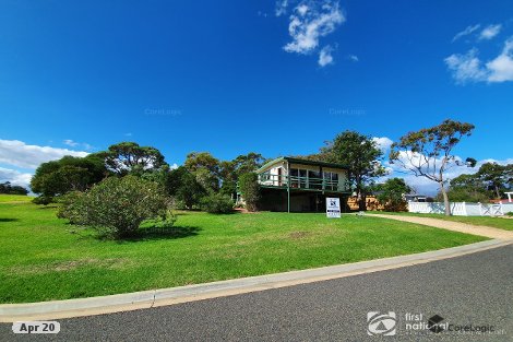 11 James St, Metung, VIC 3904