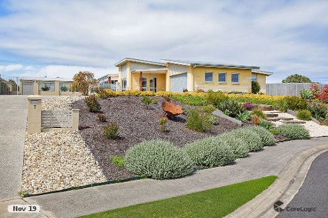 7 Atkins Cres, Port Fairy, VIC 3284