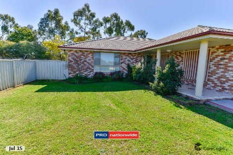 2/8 Clancy Ct, Hillvue, NSW 2340