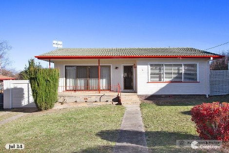 2 Wilson Ave, Armidale, NSW 2350