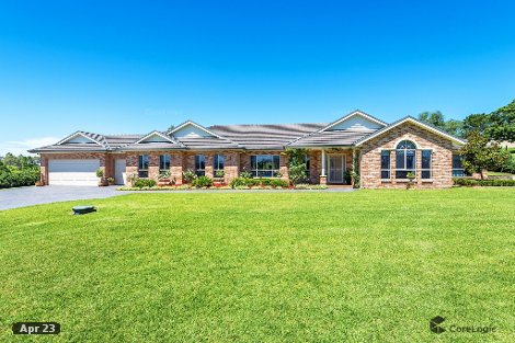 19 Pepperfields Pl, Grasmere, NSW 2570