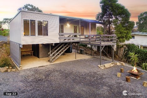 14 Trout Stream Way, Macs Cove, VIC 3723