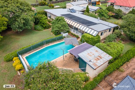 33 Clarendon Rd, Lowood, QLD 4311
