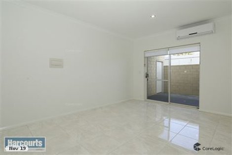 3/2a Wroxton St, Midland, WA 6056