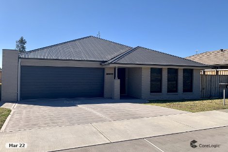 1 Finch Cres, Aberglasslyn, NSW 2320