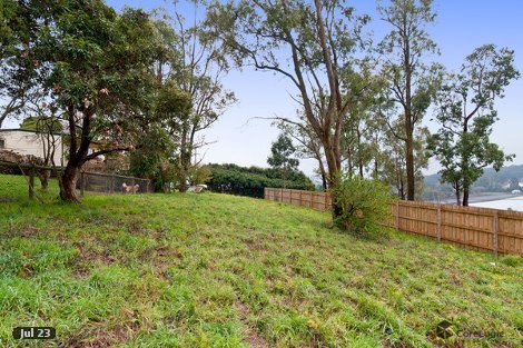 24 Queens Rd, Silvan, VIC 3795