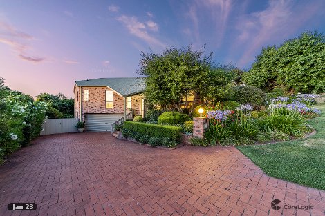 2 Ringrose Cres, Isaacs, ACT 2607