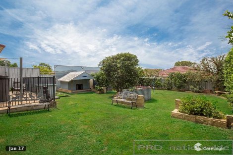 38 Robert St, Tenambit, NSW 2323