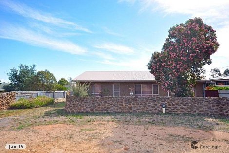 25 Broadway, Dunolly, VIC 3472
