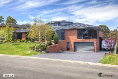 15 Nevett Cres, Mount Helen, VIC 3350