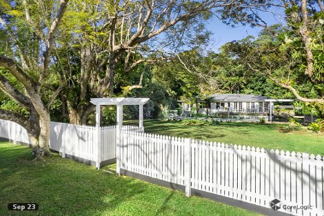 8 Mary Cairncross Ave, Maleny, QLD 4552