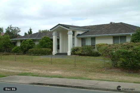 2 Arun Dr, Arundel, QLD 4214