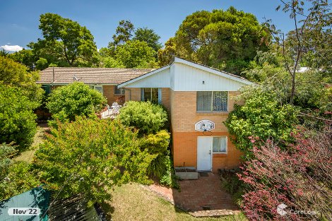 4 Risdon Pl, Lyons, ACT 2606