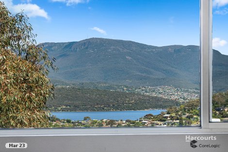 60 Karoola Rd, Lindisfarne, TAS 7015