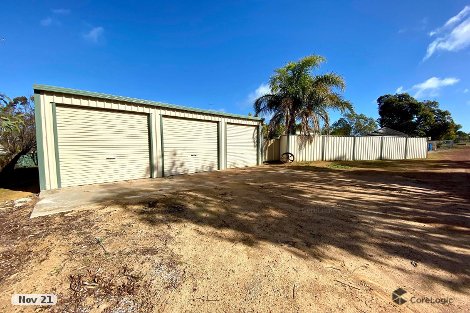 17 Charlton St, Quairading, WA 6383