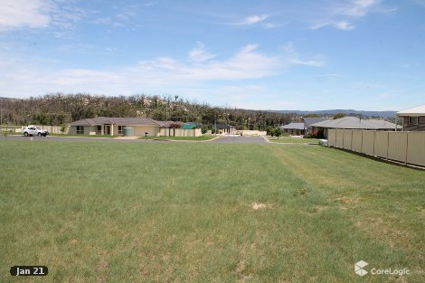 10 Parkes Dr, Tenterfield, NSW 2372