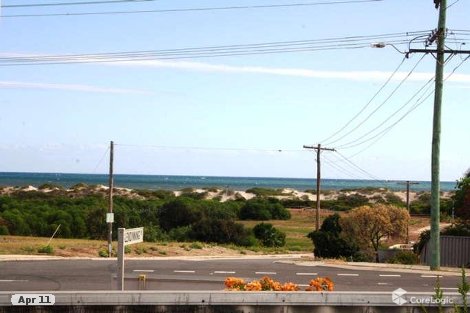 32 Seaview Bvd, Wandina, WA 6530