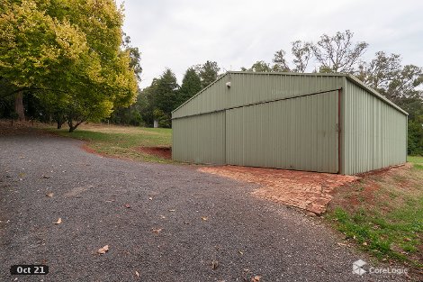 42 Hunter Rd, Wandin North, VIC 3139