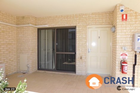 4/86 Moreing St, Redcliffe, WA 6104