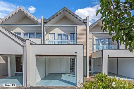 40/9 Greg Norman Dr, Point Cook, VIC 3030