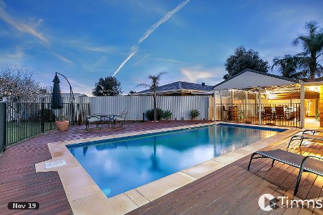 4 Valiant Rd, Port Willunga, SA 5173