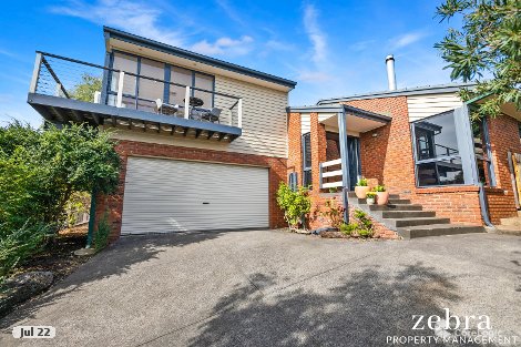 10 Naroo Pl, Frankston, VIC 3199