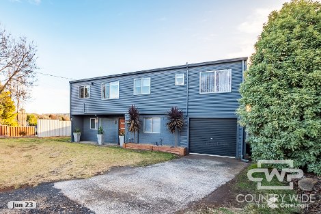 22 Lawrance St, Glen Innes, NSW 2370