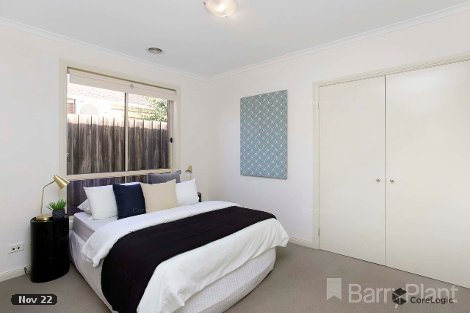 19 Wisla Cct, Roxburgh Park, VIC 3064