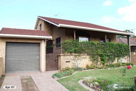 4 Bass Ave, East Hills, NSW 2213