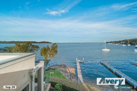 8/8 Ambrose St, Carey Bay, NSW 2283