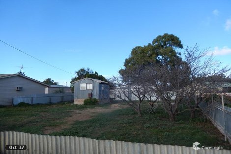 3 Earle St, Pine Point, SA 5571