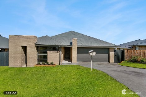 8 Darcys Cct, Gillieston Heights, NSW 2321