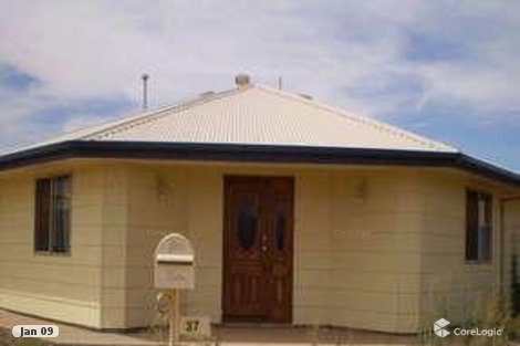 37 Aquila Bvd, Roxby Downs, SA 5725